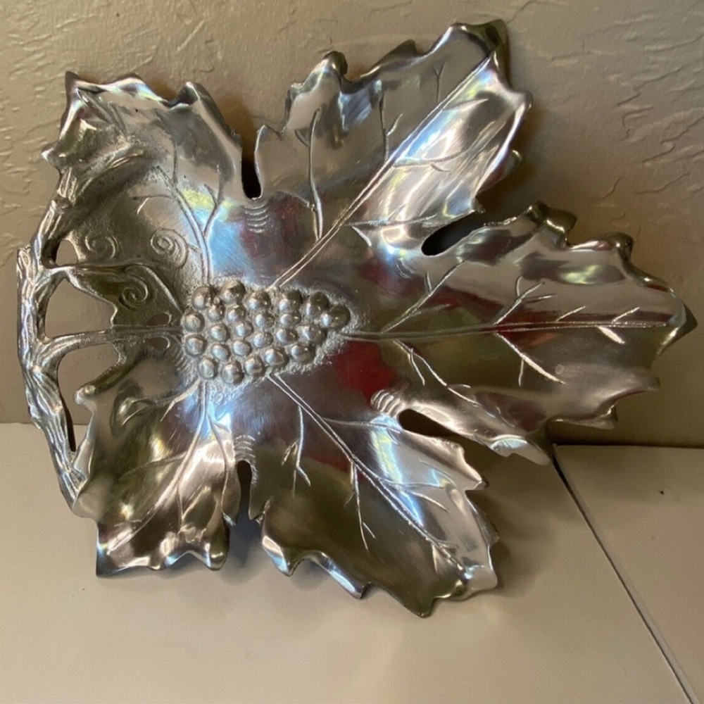 Grape Leaf Serving Tray Aluminum Dish Metal Platter Made in India.